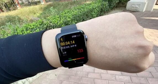 A premium fitness Tracking